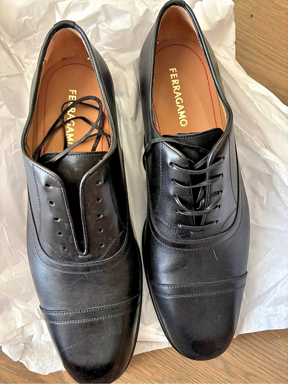 Salvatore Ferragamo Men's Black Cap Toe Lace-Up Oxfords